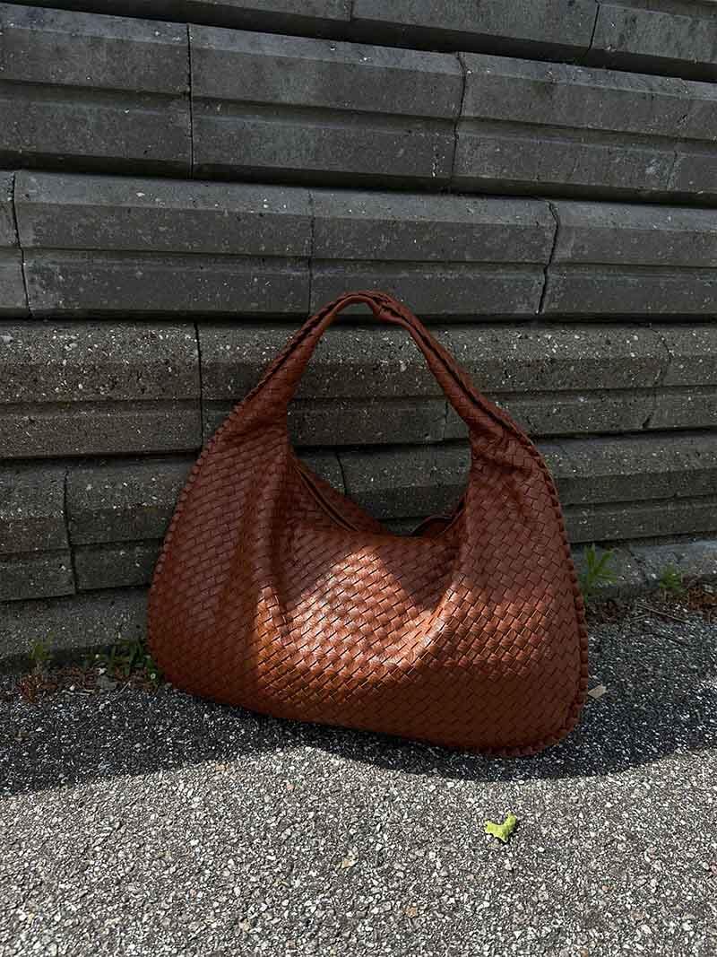Grand sac à bandoulière en cuir tressé pour dames