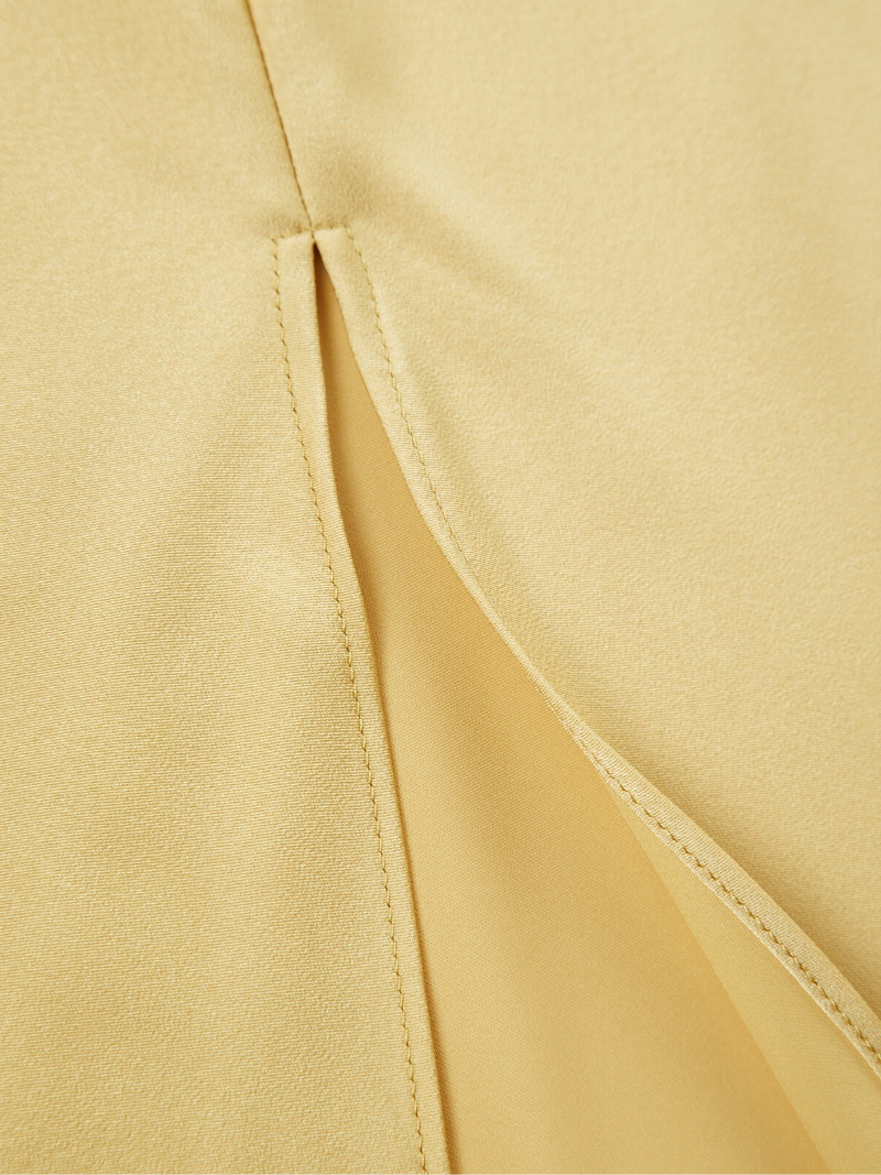 Robe Longue Évasée en Soie à Épaule Dénudée pour Femme