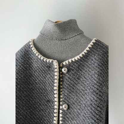 Cardigan en maille légère chic pour superposition
