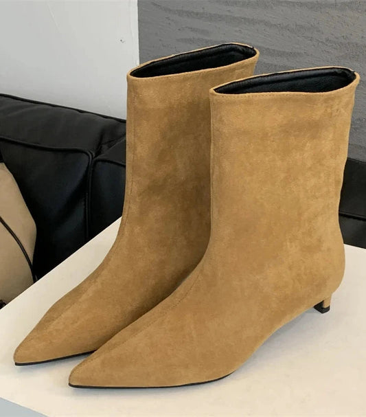 Bottes chevilles en cuir chic