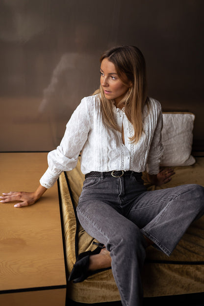 Chemise boutonnée brodée style décontracté chic