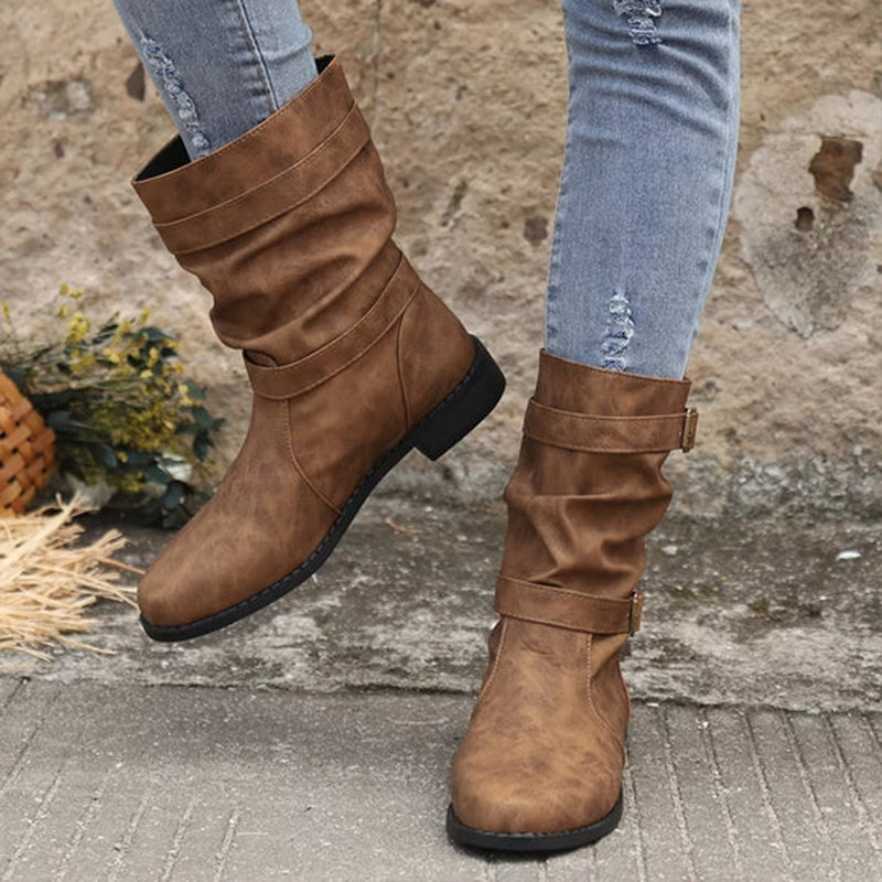 Bottes chevilles en cuir chic avec détail boucle