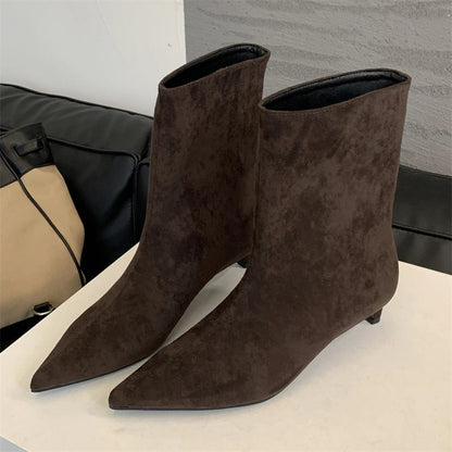 Bottes chevilles en cuir chic
