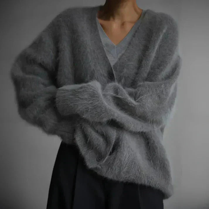 Confortable cardigan pour femmes avec une coupe décontractée et un décolleté en V