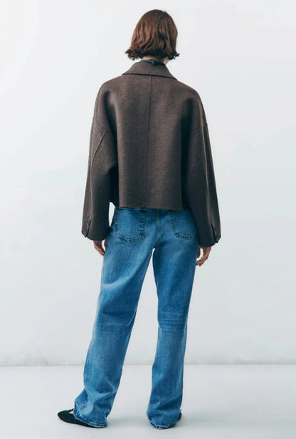 Veste surdimensionnée élégante marron avec col à revers et boutons