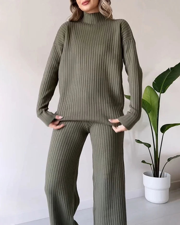 Ensemble chic deux pièces avec fente latérale élégante pour un look décontracté