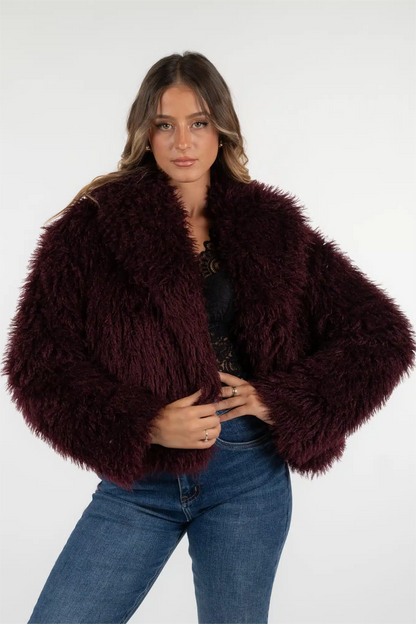 Manteau en fausse fourrure douillet pour un chic hivernal