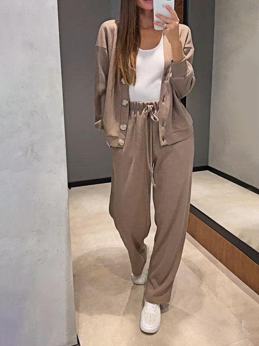 Ensemble décontracté confortable avec pull col V et pantalon