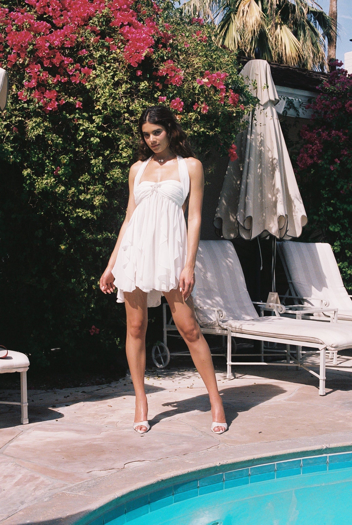 Robe à col licou fleurie