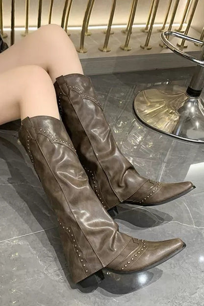 Bottes vintage à rivets en cuir à jambes hautes