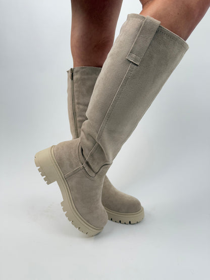 Bottes en cuir chic hauteur genou