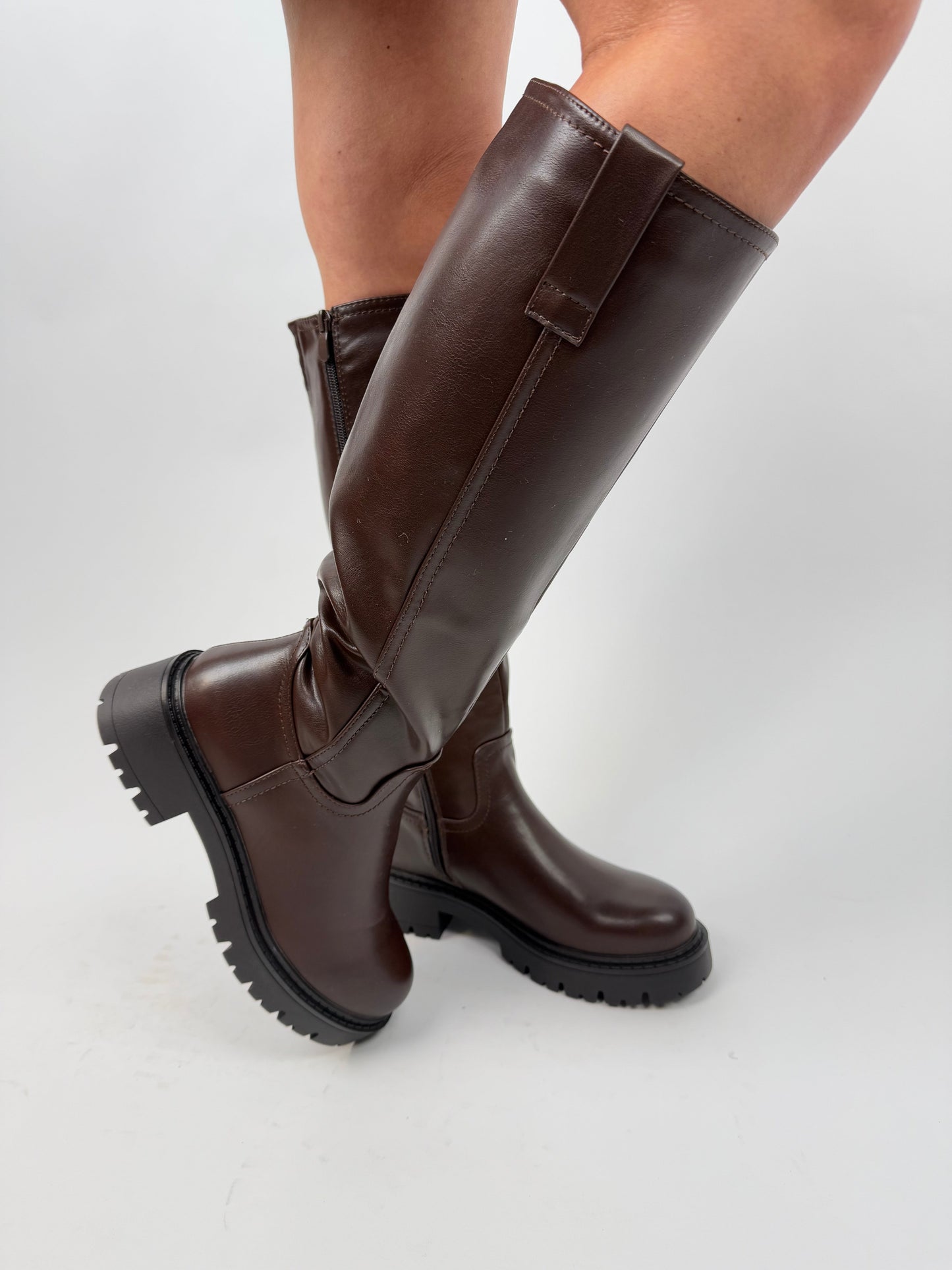 Bottes en cuir chic hauteur genou