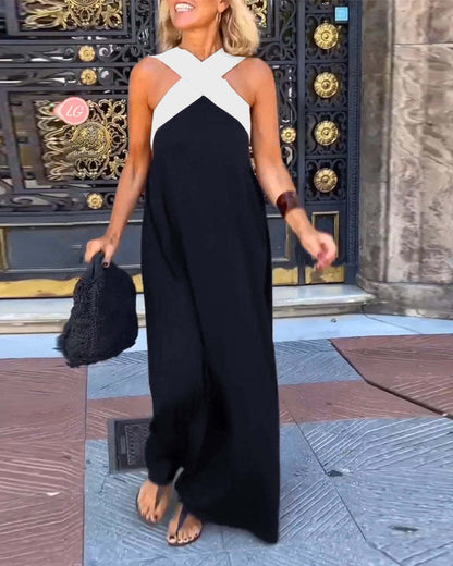 Robe moulante dos nu à col halter croisé