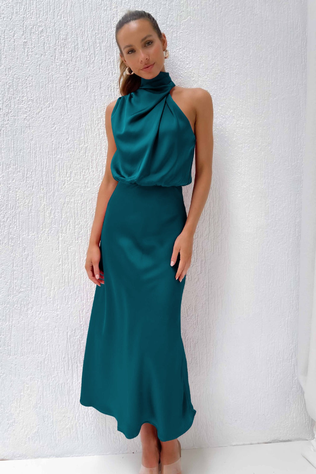 Robe Midi Satin Luxe pour Femmes