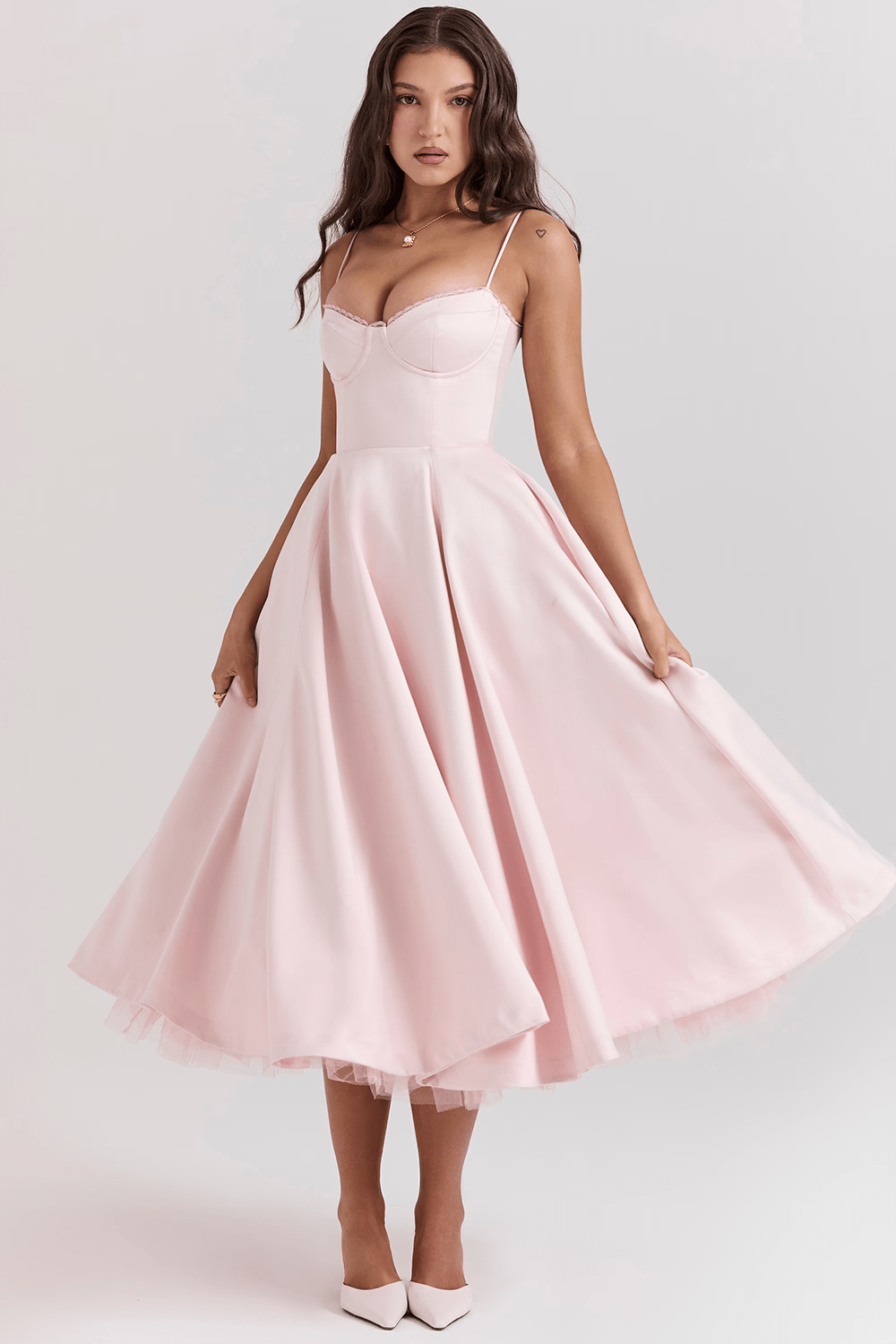 Robe Midi Élégante Evelina