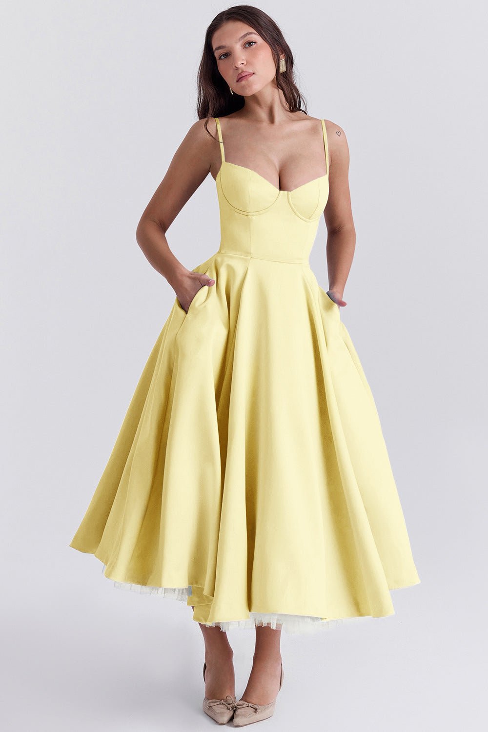 Robe Midi Élégante Evelina