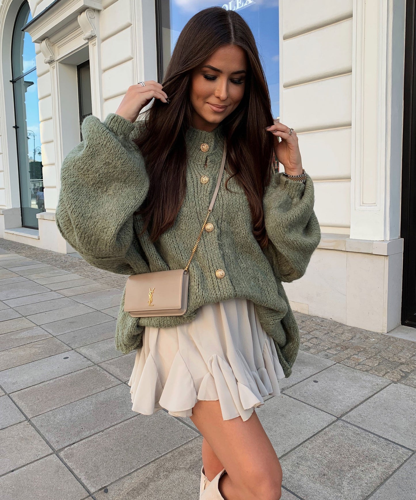 Cardigan tricoté oversize confortable en kaki doux