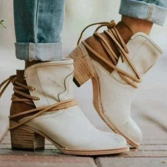 Bottes élégantes en cuir à lacets pour femmes