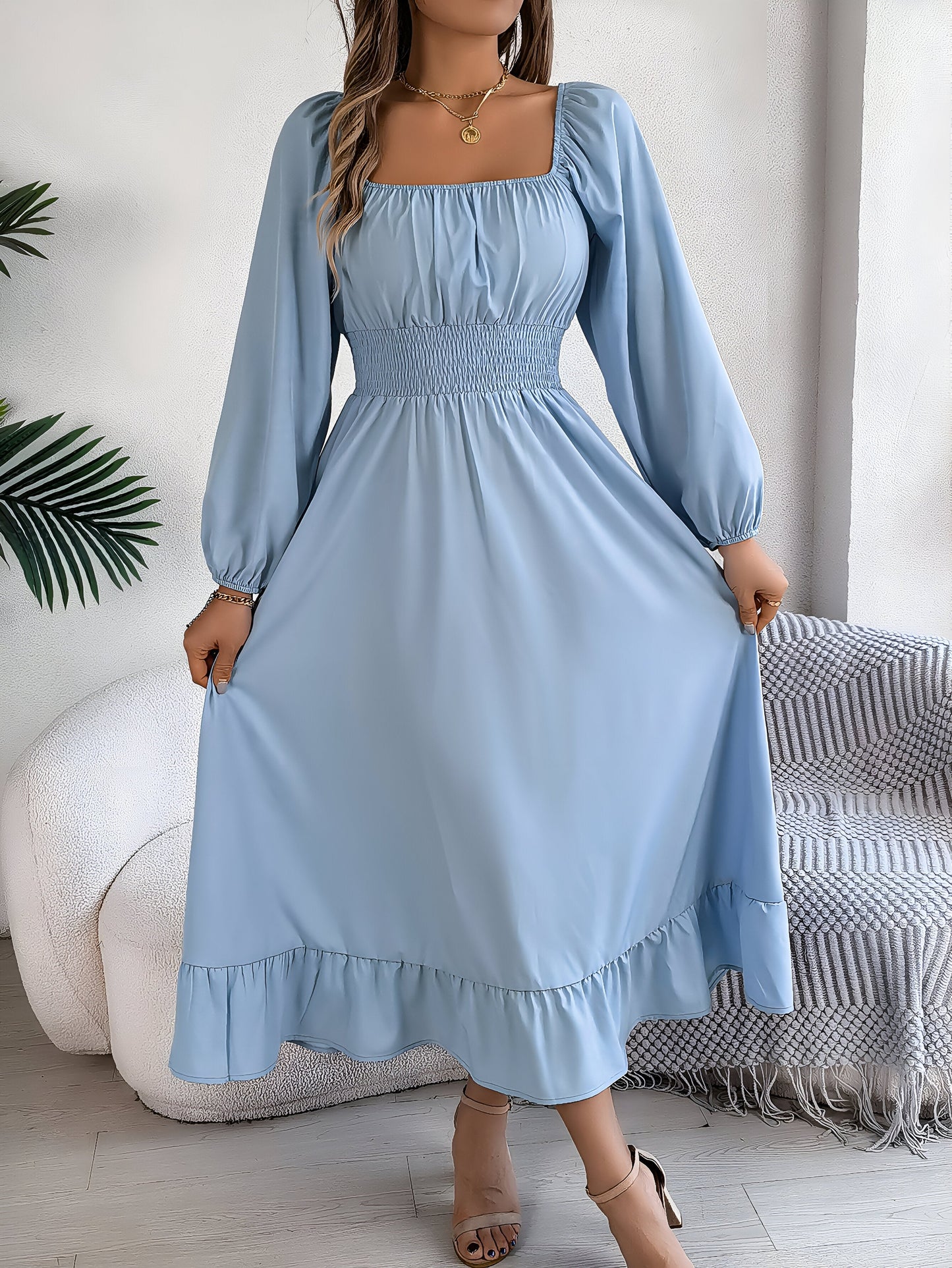 Robe Mi Longue À Manches Longues Avec Encolure Carrée Femme
